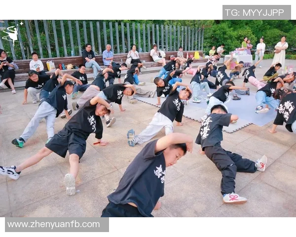 武汉街舞队战术解析:如何在街舞竞技中脱颖而出 武汉街舞队战术解析:如何在街舞竞技中脱颖而出