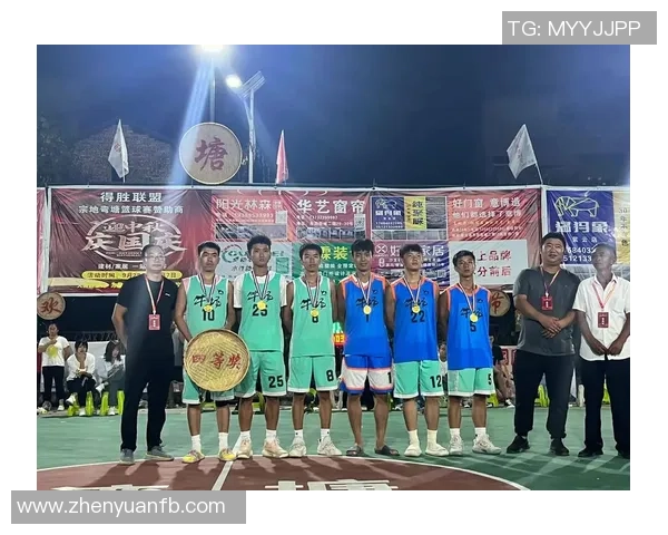 重庆篮球队在篮球团队协作排行榜中荣登第8名展现出色团队精神与实力 重庆篮球队在篮球团队协作排行榜中荣登第8名展现出色团队精神与实力