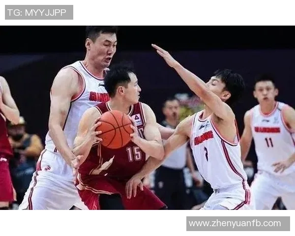 深圳篮球队以54分领跑挑战赛积分榜展现强劲实力与团队合作精神